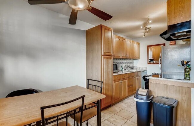 Photo - 1233 N Ogden St Unit 102