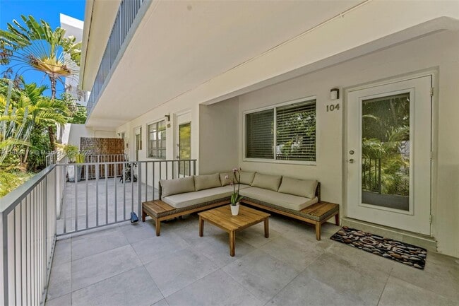 Building Photo - 915 Lenox Ave. Unit 104 Rental