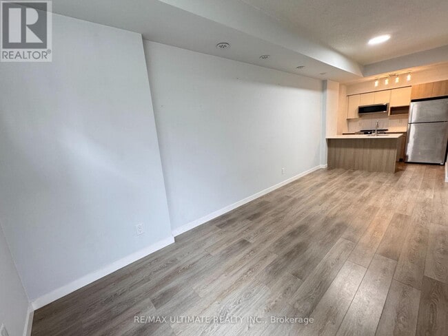 Photo - 1135 Cooke Blvd.