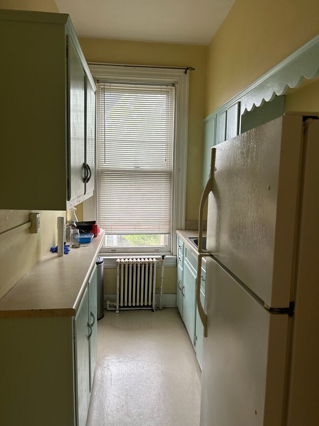 Photo - 40 N Queen St Unit 2R