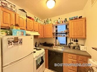 Photo - 829 Beacon St Unit 3A