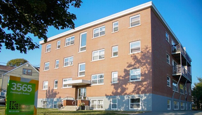 Photo - 3565 Connaught Avenue