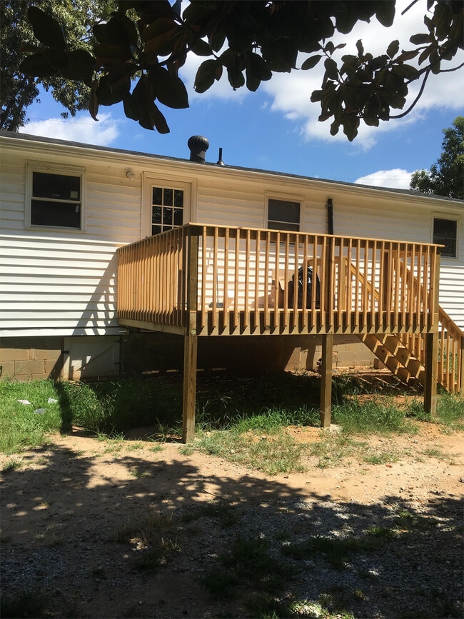 Photo - 114 Morrison St