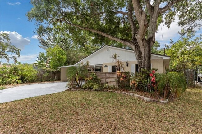 Photo - 5312 S Russell St