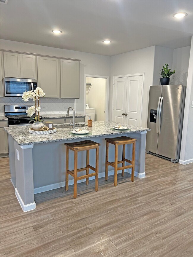 Photo - 8034 Peppercorn St