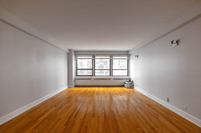 4180 N Marine Dr Unit 303