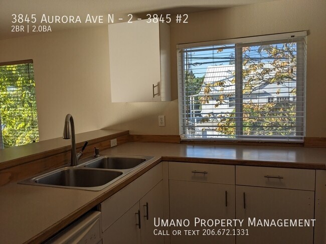 Photo - 3845 Aurora Ave N Unidad 3845 #2