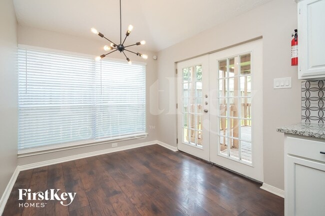 Photo - 10846 E Linwood Dr