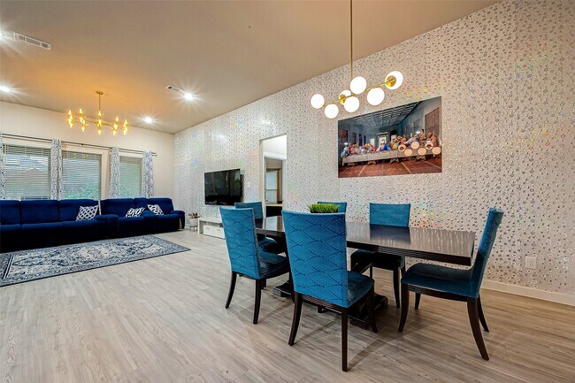 Photo - 4723 Great Acre Ln