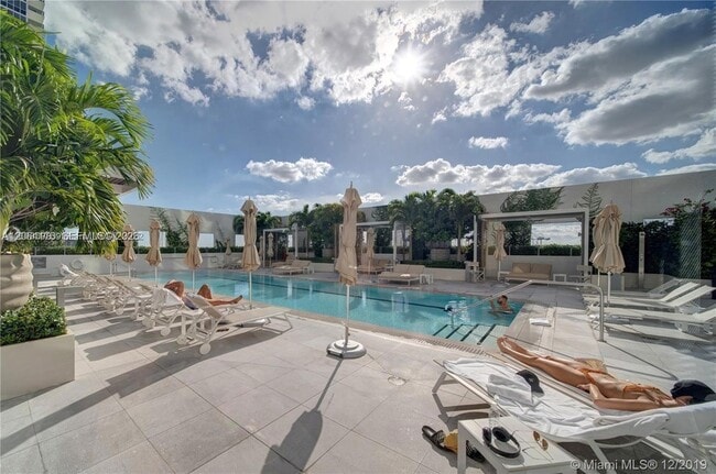 Photo - 450 Alton Rd Unidad 1904