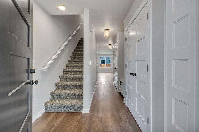 Photo - 1820 chipman St SE Unidad B