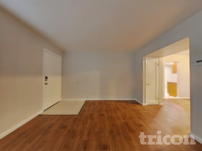 Photo - 2749 El Rey St