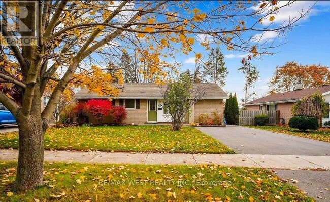 Photo - 1252 Royal Dr