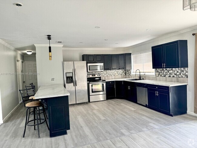 Building Photo - 1822 SE Oxmoor Ct Rental