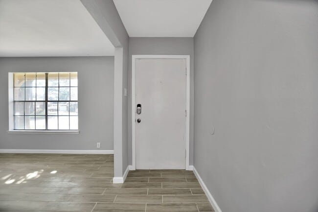 Photo - 1505 New Orleans St