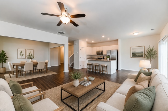 Photo - 376 Augustine Dr