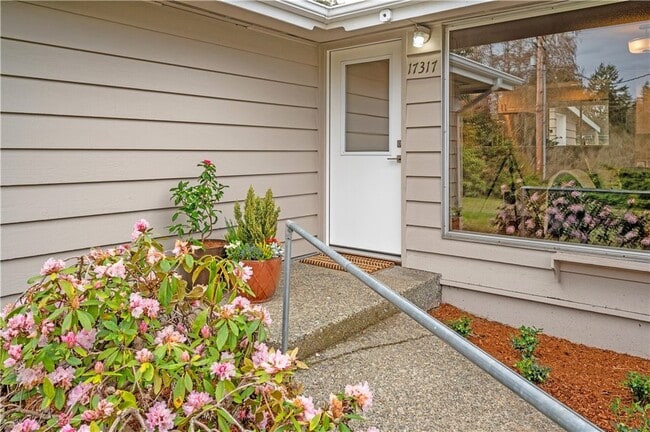 Photo - 17317 96th Pl SW