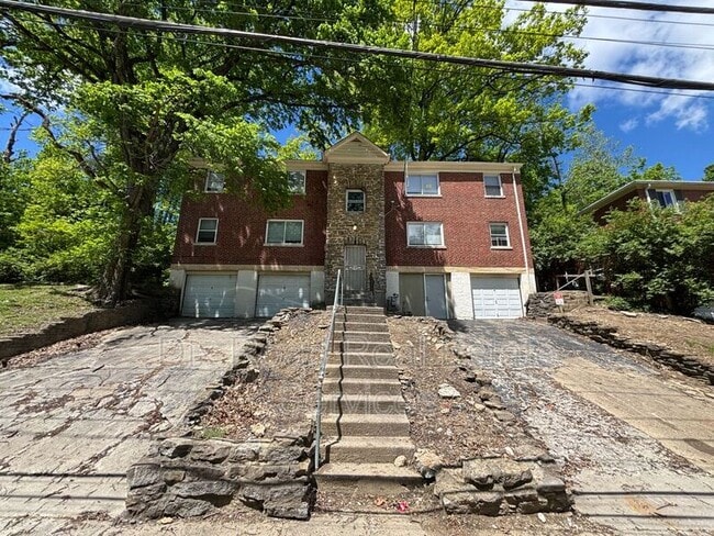 Building Photo - 3121 Gobel Ave