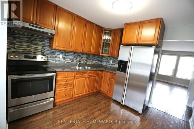 Photo - 104 Enderby Crescent