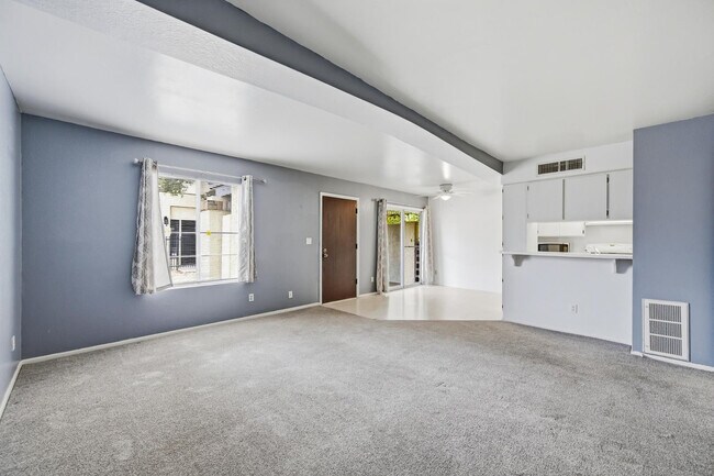 Photo - 754 E Eugie Ave