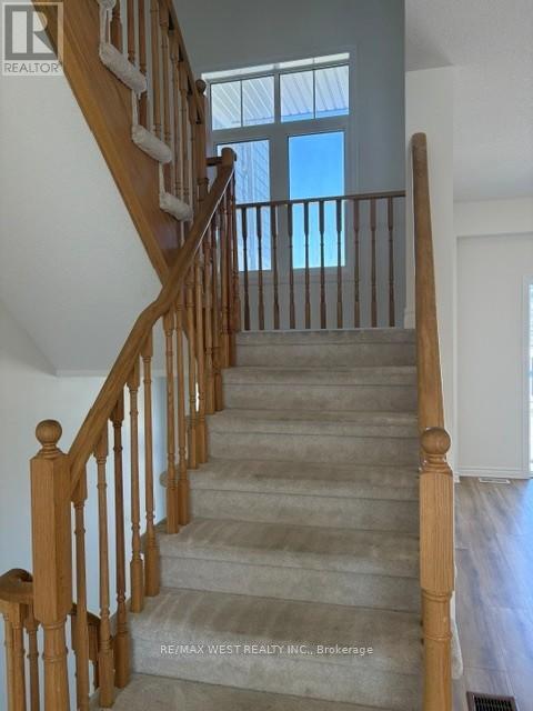 Photo - 16 Hills Thistle Dr