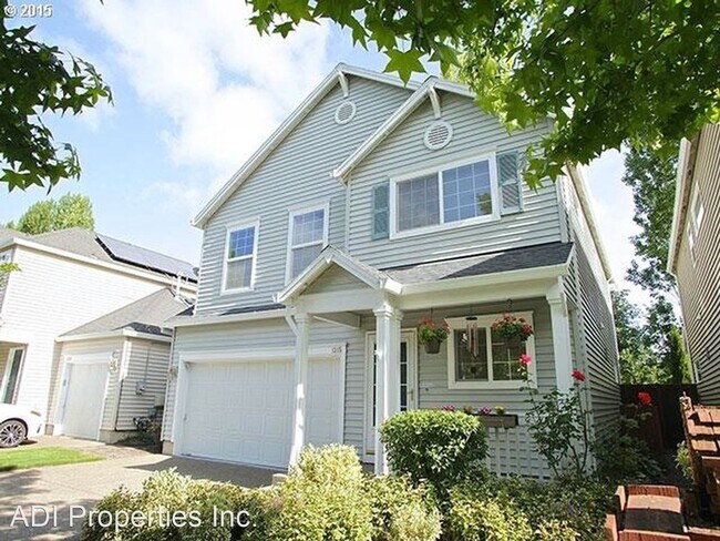 3 br, 2.5 bath House - 1315 NE Kinney St. - 3 br, 2.5 bath House - 1315 NE Kinney St.
