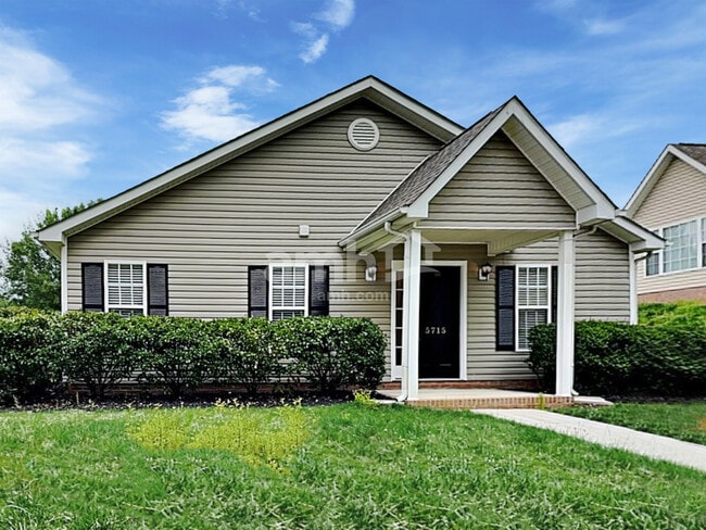 Building Photo - 5715 Regent Village Dr