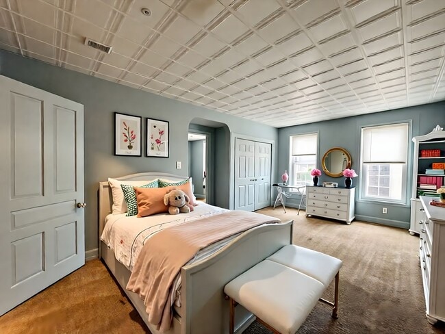 Photo - 1369 W Market St Unit 2nd Floor