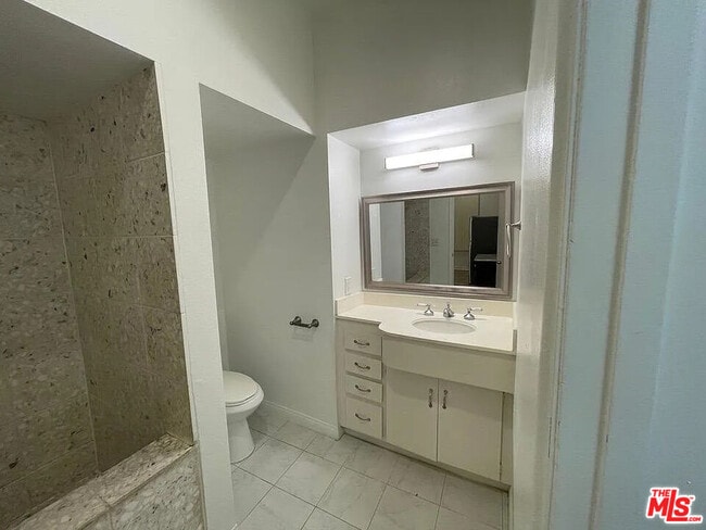 Photo - 120 Hurricane St Unit 3A