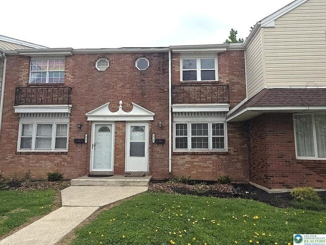 Photo - 1749 Schoenersville Rd