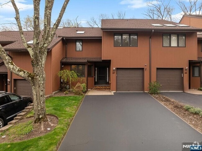Building Photo - 87 Sullivan Dr Rental