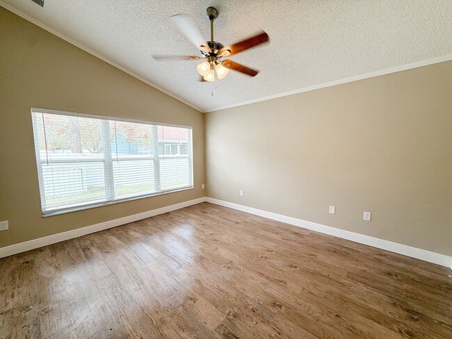 Photo - 26849 Carla Pl