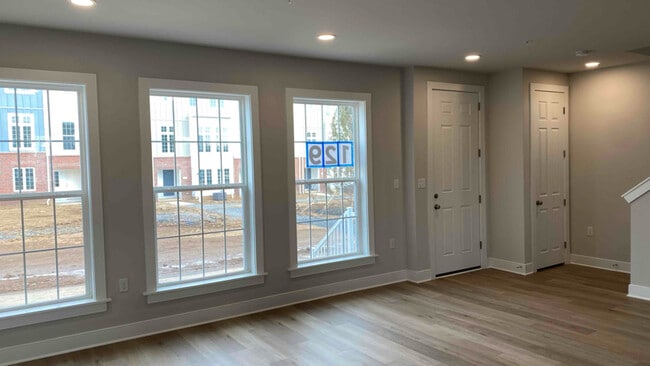 Photo - 14 Old Barn Wy