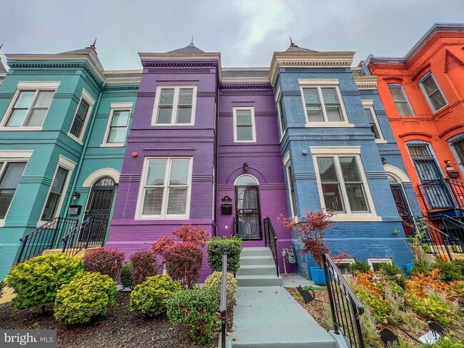 Photo - 617 U St NW Townhome