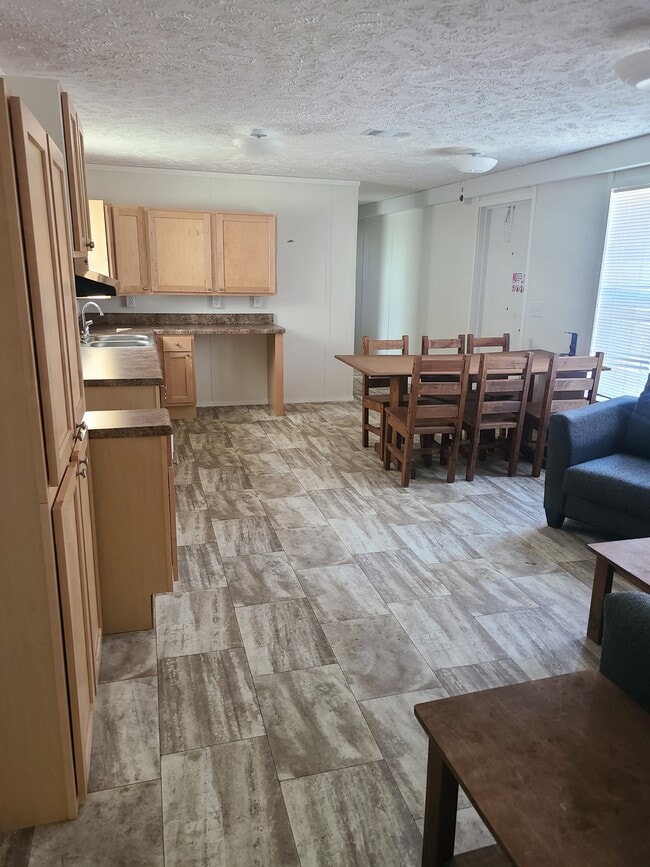 Building Photo - 4483 SE 23rd Ct Rental