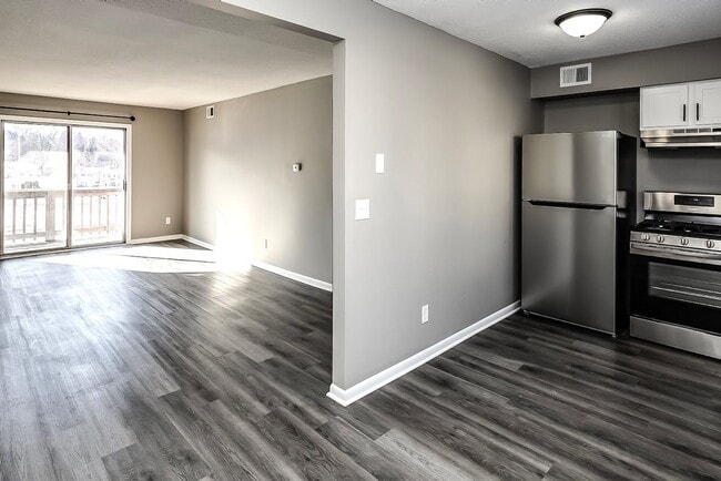 Photo - Updated 2-Bed and 1.5- Bath Apartment with Balcony! Unit 41