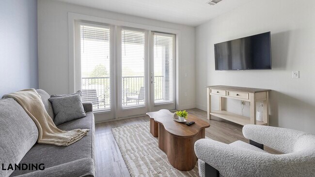 502 E College St Unit 509