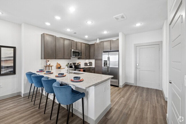 B1 2BR, 2BA - 1,094SF - Kitchen