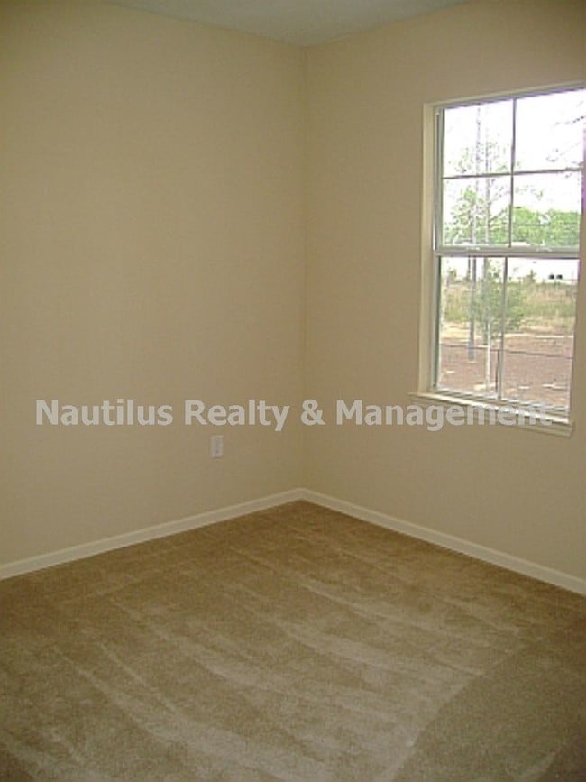 Photo - 108 Baldwin Rowe Cir