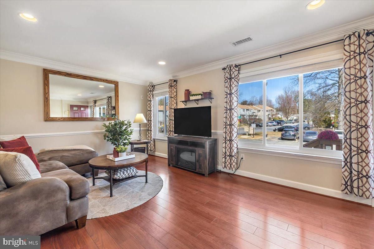 Photo - 2208 Notely Ln