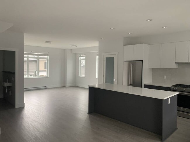 Photo - 2070 Oak Meadows Dr