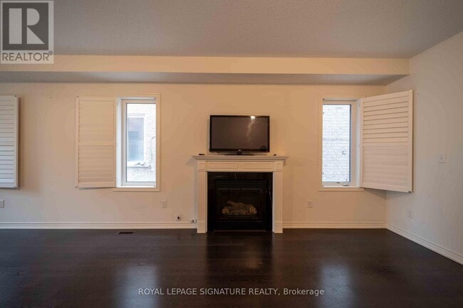 Photo - 5570 Meadowcrest Ave