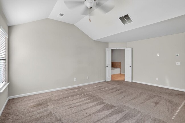 Photo - 1553 Spring Hollow Way