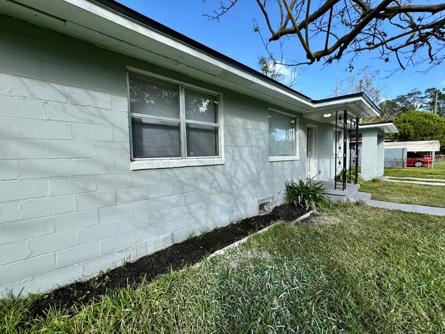 Home for Rent - ** Renovated** 3/2 Single ... - Home for Rent - ** Renovated** 3/2 Single ...