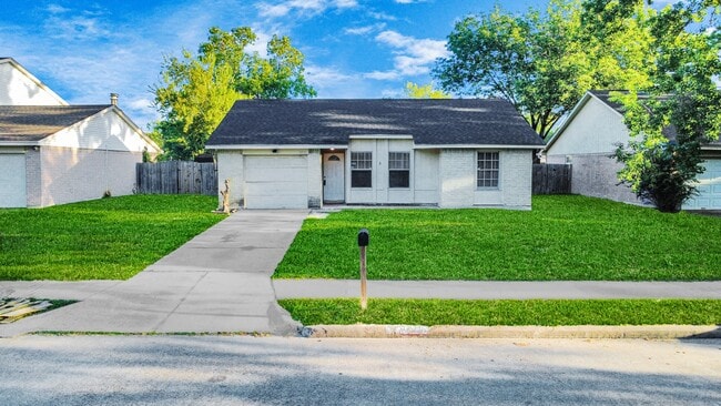Building Photo - 9918 Peachridge Dr Rental