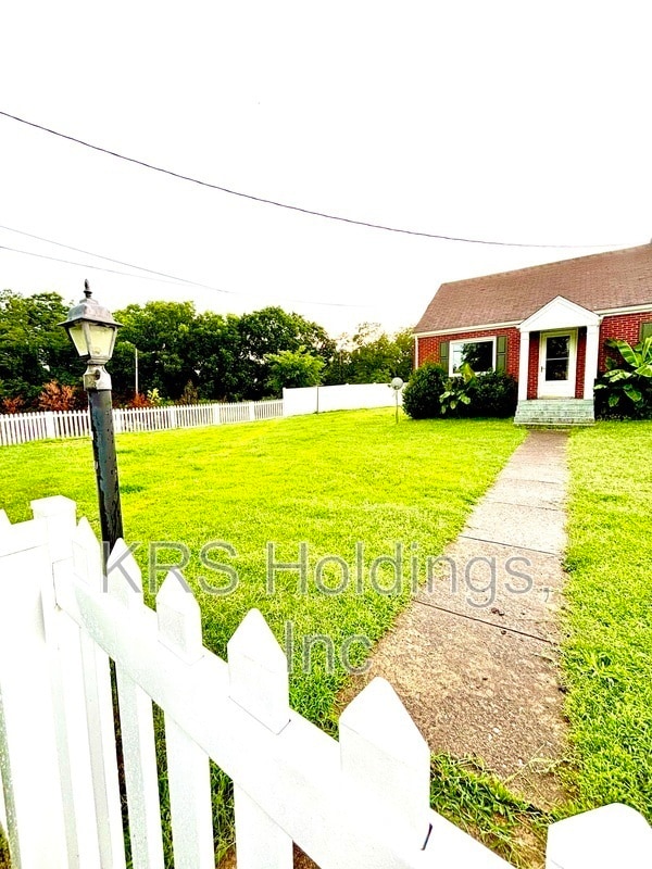 Building Photo - 107 Golf Dr Rental