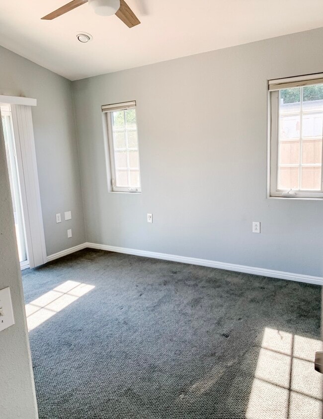 Photo - 810 Anns Way
