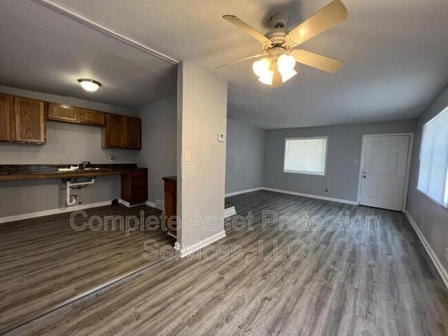 Photo - 4079 Missouri St