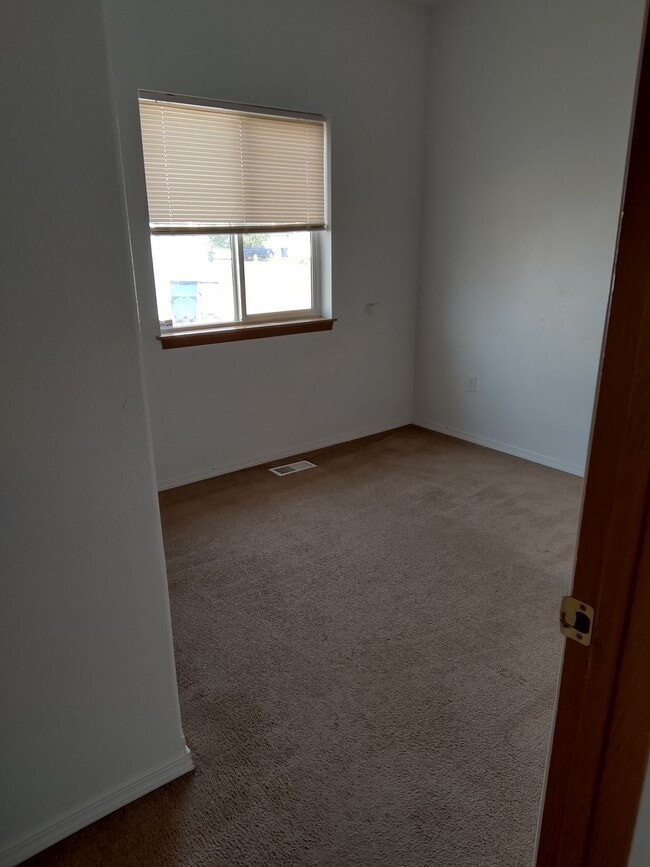 Building Photo - 1012 West Dr Rental