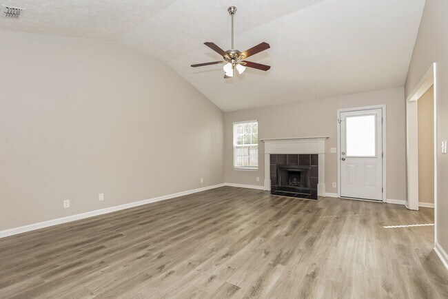 Photo - 1295 Tiree Dr